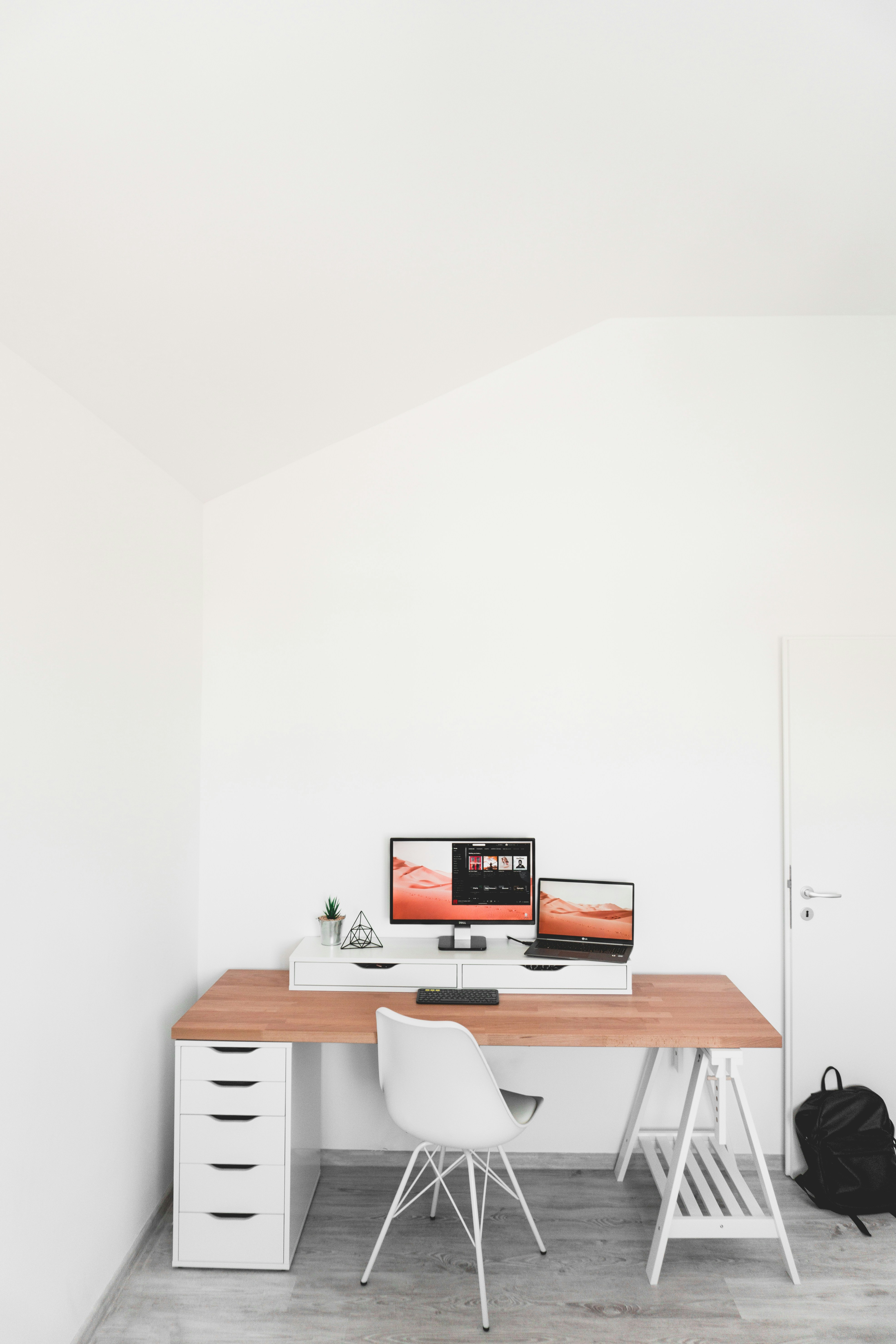 alexandru-acea-Zg9R__O-8fM-unsplash.jpg